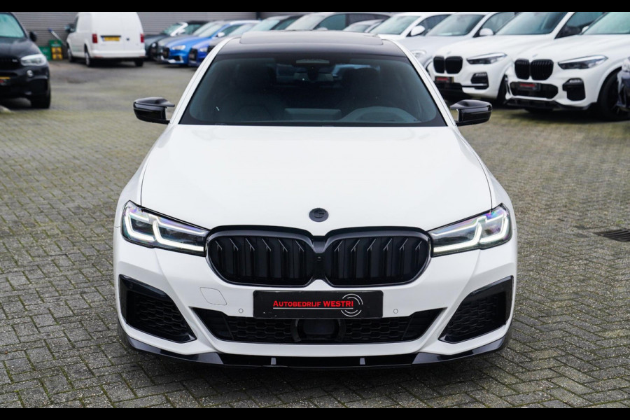 BMW 5 Serie 545e xDrive Business Edition Plus | M-pakket | BTW | Panorama | Bowers&Wilkins | Sfeerverlichting | M-performance |