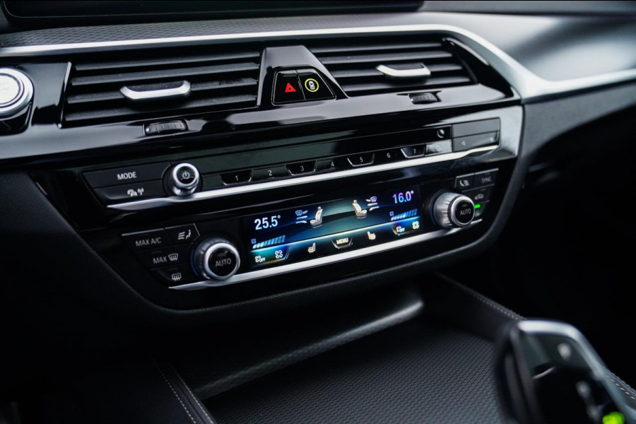 BMW 5 Serie 545e xDrive Business Edition Plus | M-pakket | BTW | Panorama | Bowers&Wilkins | Sfeerverlichting | M-performance |