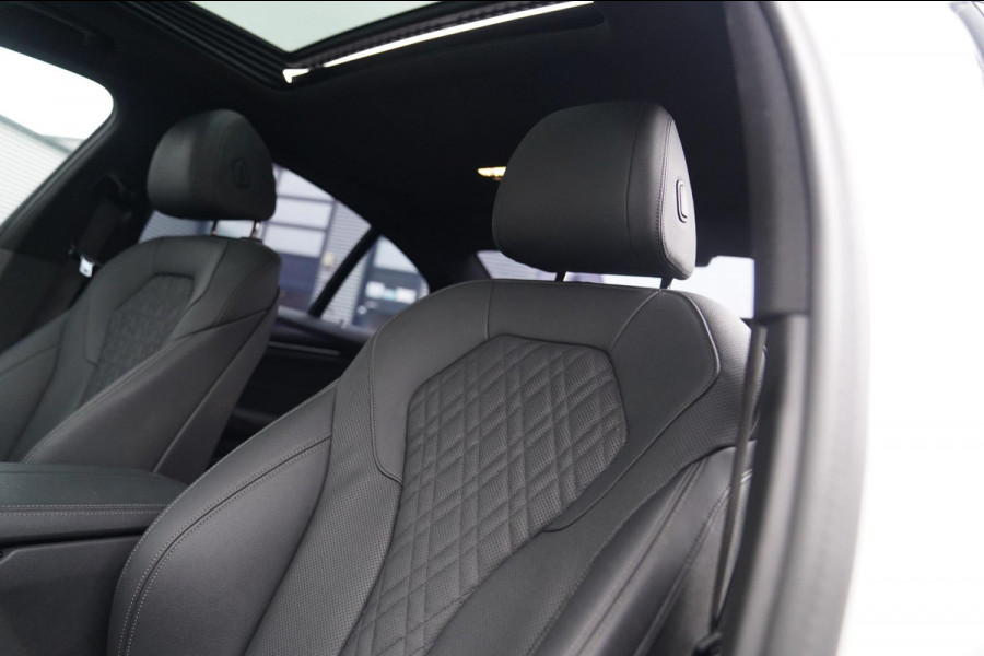 BMW 5 Serie 545e xDrive Business Edition Plus | M-pakket | BTW | Panorama | Bowers&Wilkins | Sfeerverlichting | M-performance |