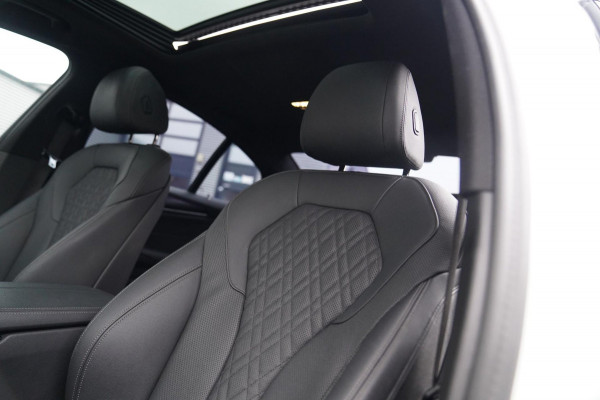 BMW 5 Serie 545e xDrive Business Edition Plus | M-pakket | BTW | Panorama | Bowers&Wilkins | Sfeerverlichting | M-performance |