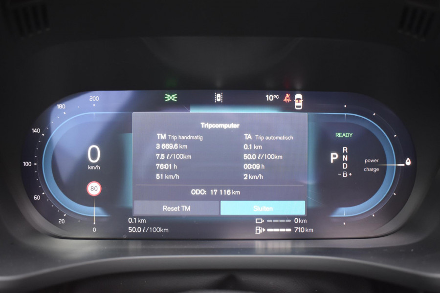 Volvo XC60 T6 350PK Automaat Plug-in Hybrid AWD Plus Dark / Navigatie / 360 Camera / Adaptieve Cruise Control / Stuur & Stoelverwarming / Elektr. Achterklep / Schuifdak / Trekhaak