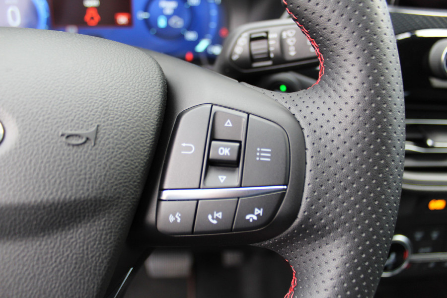 Ford Kuga 2.5-225 PK PHEV ST-Line X Hybride rijden voor een reële prijs ! Winter Pack, Driver Assistance Pack, Achteruitrijcamera