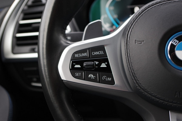 BMW X3 xDrive30e 293 PK M Sport PHEV, Panoramadak, Leder, Kuipstoelen, Adap. Cruise Control, Head-Up, LED