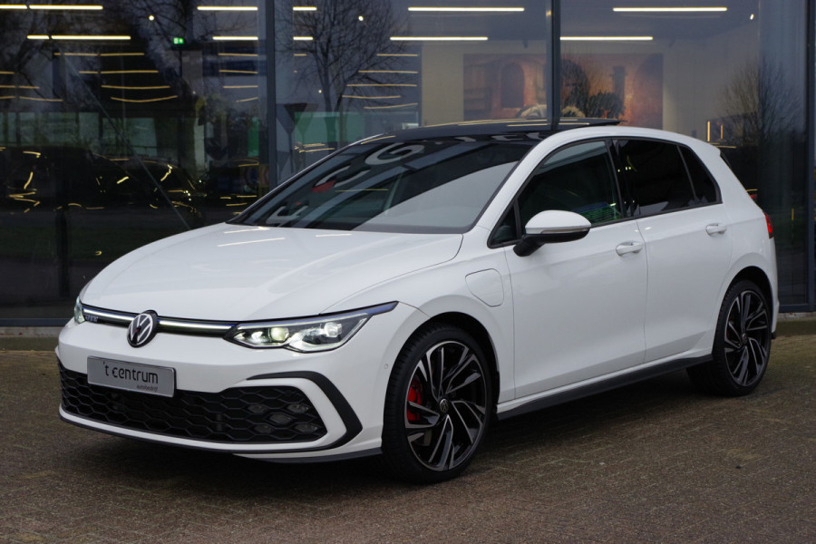 Volkswagen Golf 1.4 eHybrid 245 PK GTE PHEV, Schuif-Kanteldak, Leder, Adap. Cruise Control, Memory, Camera