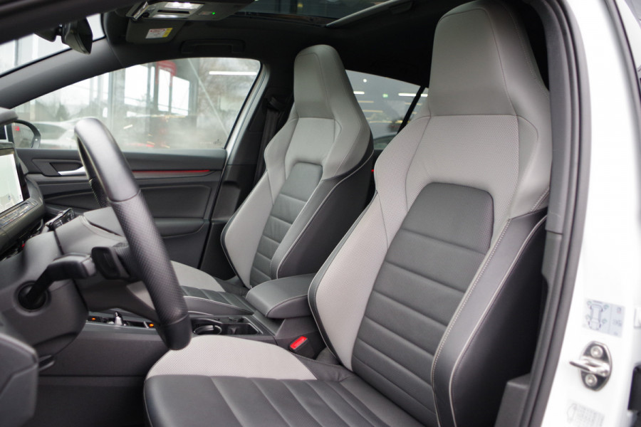 Volkswagen Golf 1.4 eHybrid 245 PK GTE PHEV, Schuif-Kanteldak, Leder, Adap. Cruise Control, Memory, Camera
