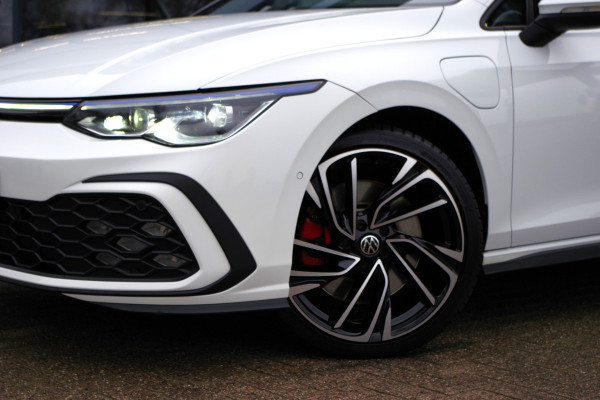 Volkswagen Golf 1.4 eHybrid 245 PK GTE PHEV, Schuif-Kanteldak, Leder, Adap. Cruise Control, Memory, Camera