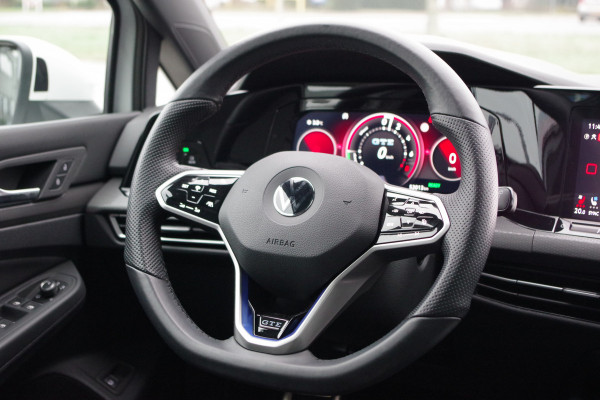 Volkswagen Golf 1.4 eHybrid 245 PK GTE PHEV, Schuif-Kanteldak, Leder, Adap. Cruise Control, Memory, Camera