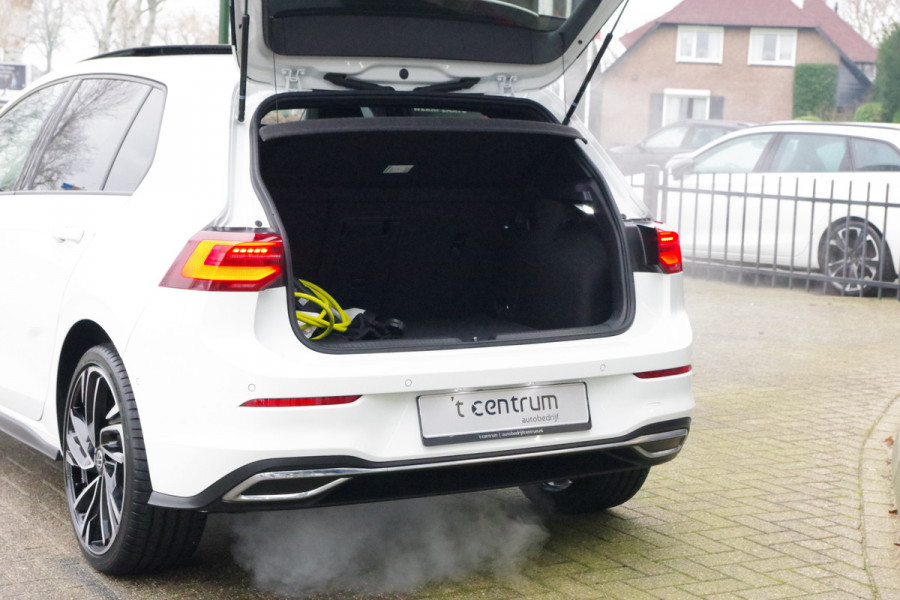 Volkswagen Golf 1.4 eHybrid 245 PK GTE PHEV, Schuif-Kanteldak, Leder, Adap. Cruise Control, Memory, Camera
