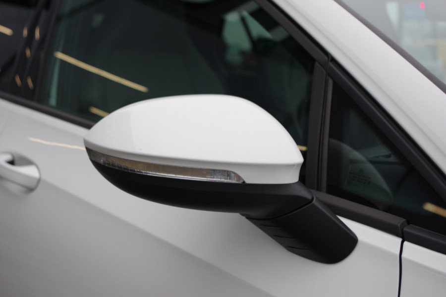 Volkswagen Golf 1.4 eHybrid 245 PK GTE PHEV, Schuif-Kanteldak, Leder, Adap. Cruise Control, Memory, Camera