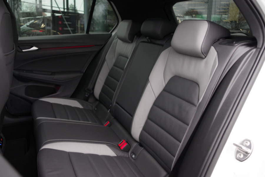 Volkswagen Golf 1.4 eHybrid 245 PK GTE PHEV, Schuif-Kanteldak, Leder, Adap. Cruise Control, Memory, Camera