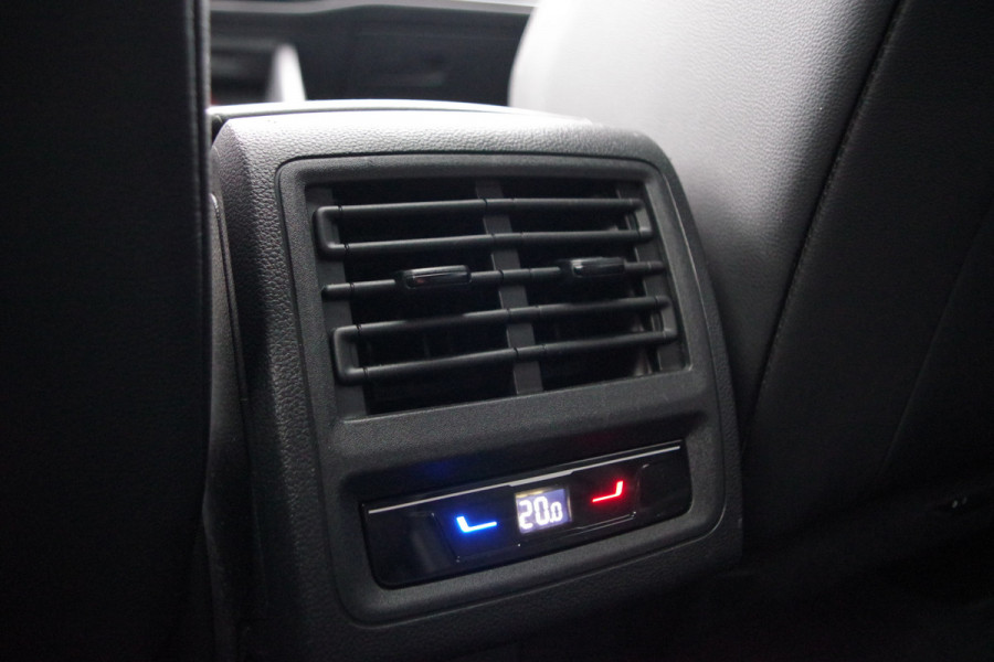 Volkswagen Golf 1.4 eHybrid 245 PK GTE PHEV, Schuif-Kanteldak, Leder, Adap. Cruise Control, Memory, Camera