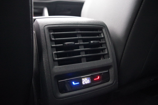 Volkswagen Golf 1.4 eHybrid 245 PK GTE PHEV, Schuif-Kanteldak, Leder, Adap. Cruise Control, Memory, Camera