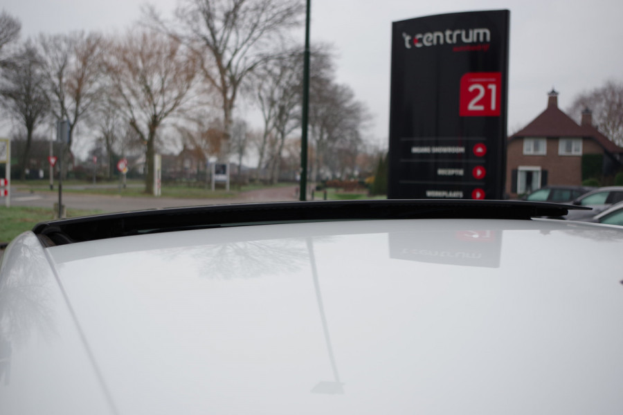 Volkswagen Golf 1.4 eHybrid 245 PK GTE PHEV, Schuif-Kanteldak, Leder, Adap. Cruise Control, Memory, Camera