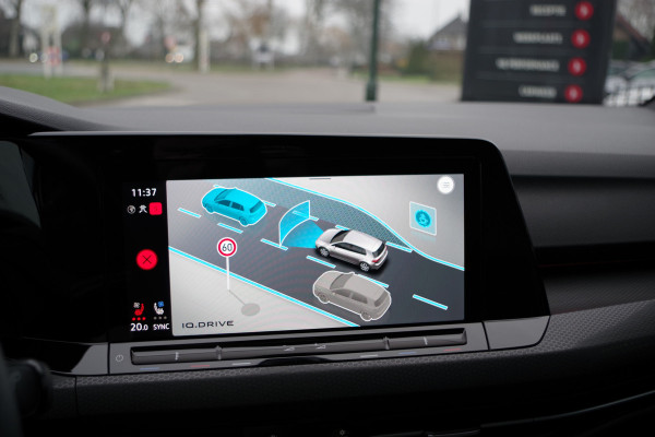 Volkswagen Golf 1.4 eHybrid 245 PK GTE PHEV, Schuif-Kanteldak, Leder, Adap. Cruise Control, Memory, Camera