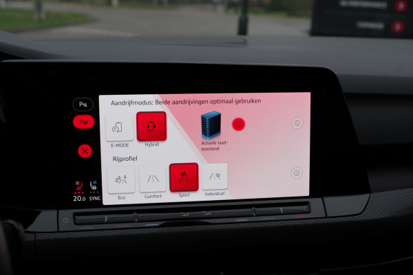 Volkswagen Golf 1.4 eHybrid 245 PK GTE PHEV, Schuif-Kanteldak, Leder, Adap. Cruise Control, Memory, Camera