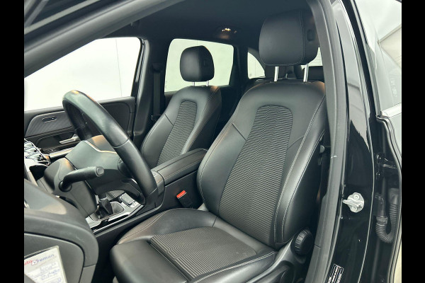 Mercedes-Benz B-Klasse 180 Premium WIDESCREEN | TREKHAAK | STOF-LEDER
