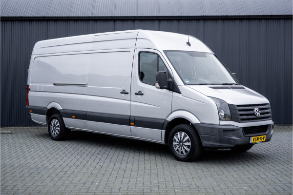 Volkswagen Crafter 35 2.0 TDI L3H2 | Airco | 140PK | Nette staat | Laadruimte gestoffeerd