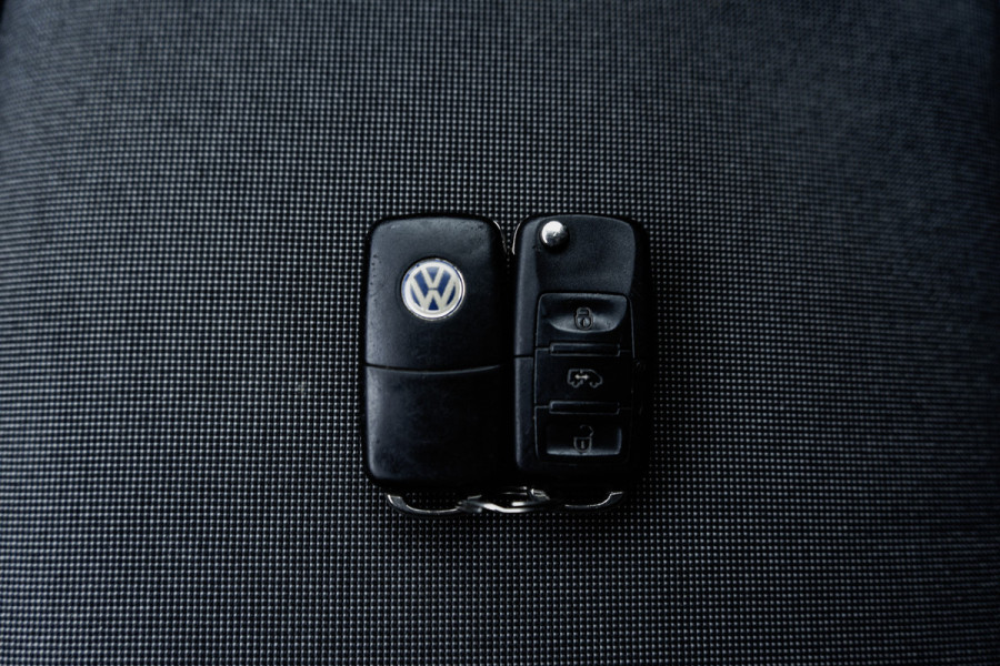 Volkswagen Crafter 35 2.0 TDI L3H2 | Airco | 140PK | Nette staat | Laadruimte gestoffeerd