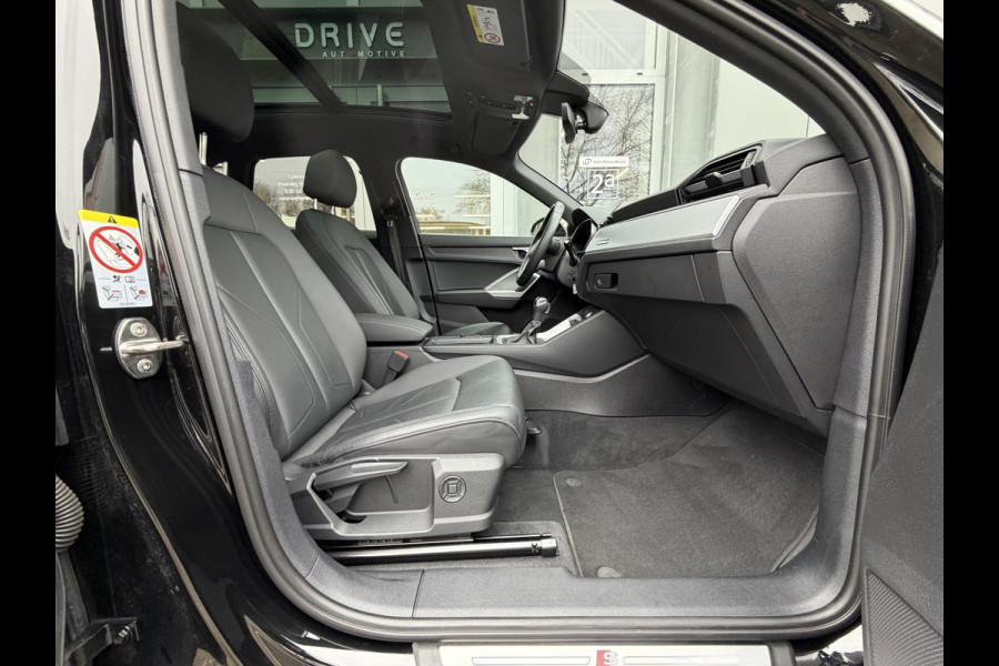 Audi Q3 45 TFSI e S edition |Black optic|Pano|Leer|Matrix|