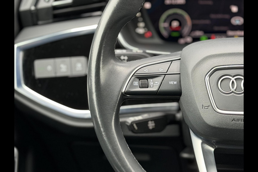 Audi Q3 45 TFSI e S edition |Black optic|Pano|Leer|Matrix|