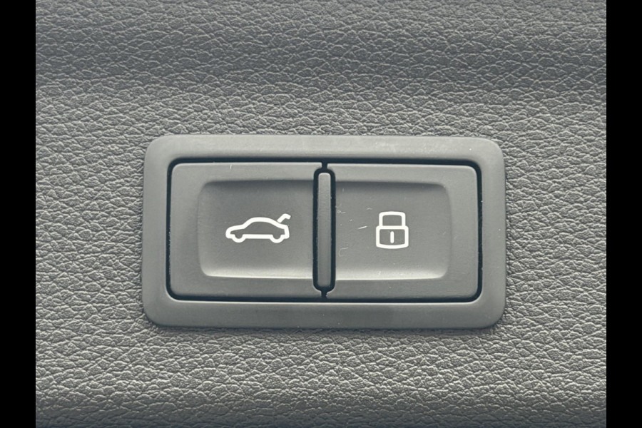 Audi Q3 45 TFSI e S edition |Black optic|Pano|Leer|Matrix|