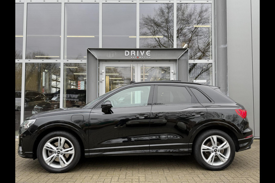 Audi Q3 45 TFSI e S edition |Black optic|Pano|Leer|Matrix|