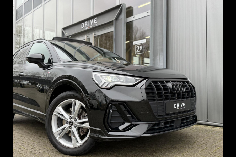 Audi Q3 45 TFSI e S edition |Black optic|Pano|Leer|Matrix|