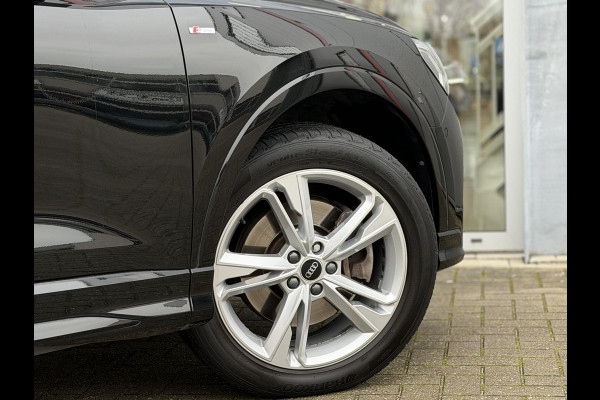 Audi Q3 45 TFSI e S edition |Black optic|Pano|Leer|Matrix|