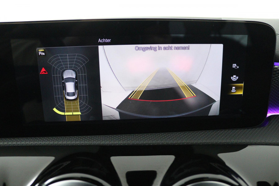 Mercedes-Benz CLA-Klasse 200 Business Solution Luxury (PANORAMADAK, SFEERVERLICHTING, CAMERA, PDC, 1e EIGENAAR, GOED ONDERHOUDEN)