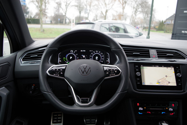 Volkswagen Tiguan 1.4 TSI eHybrid 245 PK R-Line BNS+, Panoramadak, Leder, Matrix-LED, Adap. Cruise Control