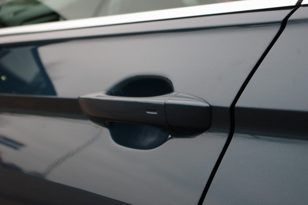 Volkswagen Tiguan 1.4 TSI eHybrid 245 PK R-Line BNS+, Panoramadak, Leder, Matrix-LED, Adap. Cruise Control