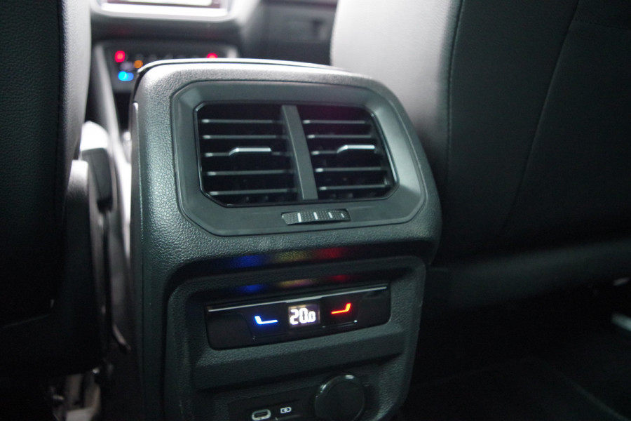 Volkswagen Tiguan 1.4 TSI eHybrid 245 PK R-Line BNS+, Panoramadak, Leder, Matrix-LED, Adap. Cruise Control