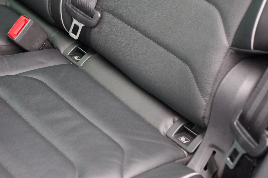 Volkswagen Tiguan 1.4 TSI eHybrid 245 PK R-Line BNS+, Panoramadak, Leder, Matrix-LED, Adap. Cruise Control