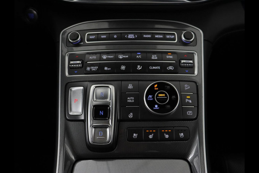 Hyundai Santa Fe 1.6 T-GDI PHEV Premium Sky | Panoramadak | Stoelventilatie | Head-Up | Leder | Krell Audio | 360 Camera | Plug In