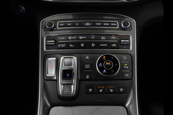 Hyundai Santa Fe 1.6 T-GDI PHEV Premium Sky | Panoramadak | Stoelventilatie | Head-Up | Leder | Krell Audio | 360 Camera | Plug In