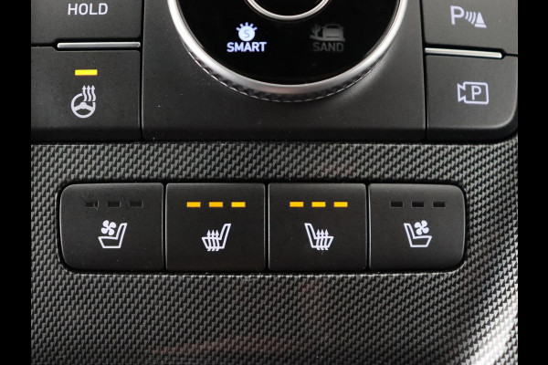Hyundai Santa Fe 1.6 T-GDI PHEV Premium Sky | Panoramadak | Stoelventilatie | Head-Up | Leder | Krell Audio | 360 Camera | Plug In