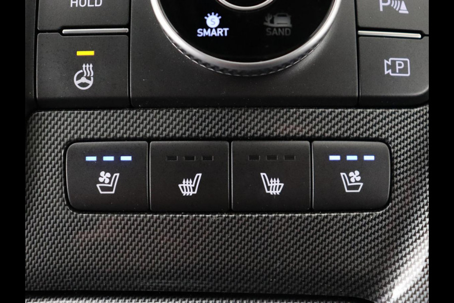 Hyundai Santa Fe 1.6 T-GDI PHEV Premium Sky | Panoramadak | Stoelventilatie | Head-Up | Leder | Krell Audio | 360 Camera | Plug In