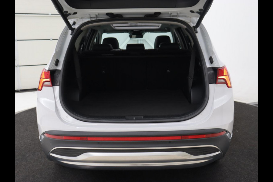 Hyundai Santa Fe 1.6 T-GDI PHEV Premium Sky | Panoramadak | Stoelventilatie | Head-Up | Leder | Krell Audio | 360 Camera | Plug In