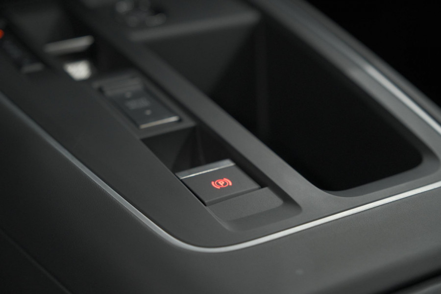 Citroën C5 Aircross 1.6 Plug-in Hybrid 225 Max | 360 Camera | Adaptieve Cruise Control | Dodehoekdetectie | Elektrische Kofferklep