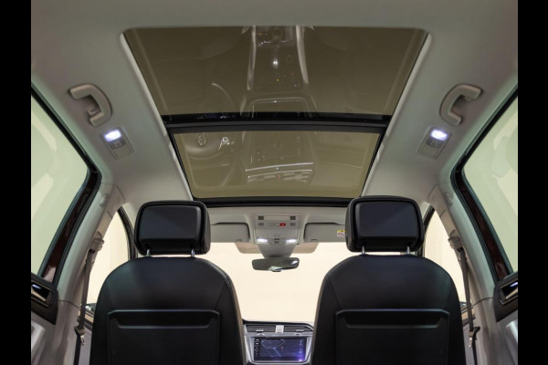 Volkswagen Tiguan 2.0 TSI 4Motion Highline / 220pk / Panoramadak / Trekhaak / Leder