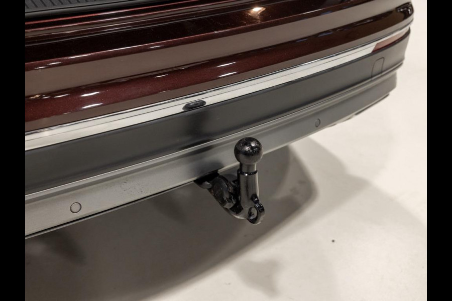 Volkswagen Tiguan 2.0 TSI 4Motion Highline / 220pk / Panoramadak / Trekhaak / Leder