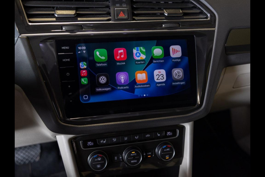 Volkswagen Tiguan 2.0 TSI 4Motion Highline / 220pk / Panoramadak / Trekhaak / Leder