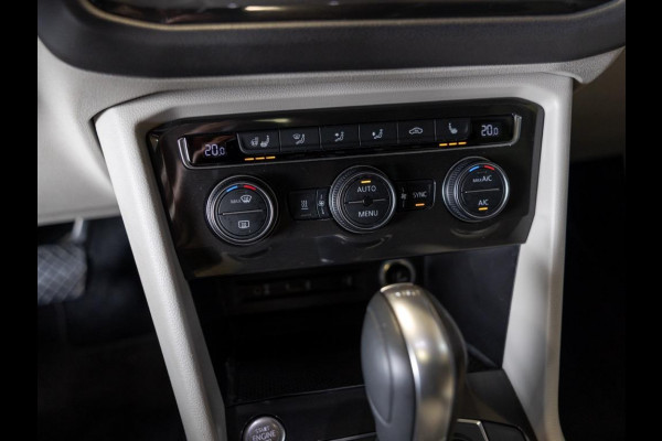 Volkswagen Tiguan 2.0 TSI 4Motion Highline / 220pk / Panoramadak / Trekhaak / Leder