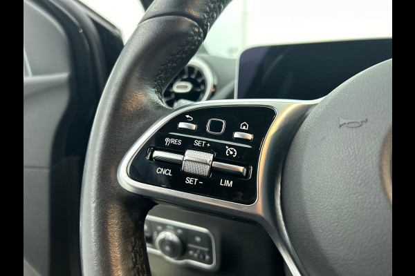Mercedes-Benz B-Klasse 180 Premium WIDESCREEN | TREKHAAK | STOF-LEDER