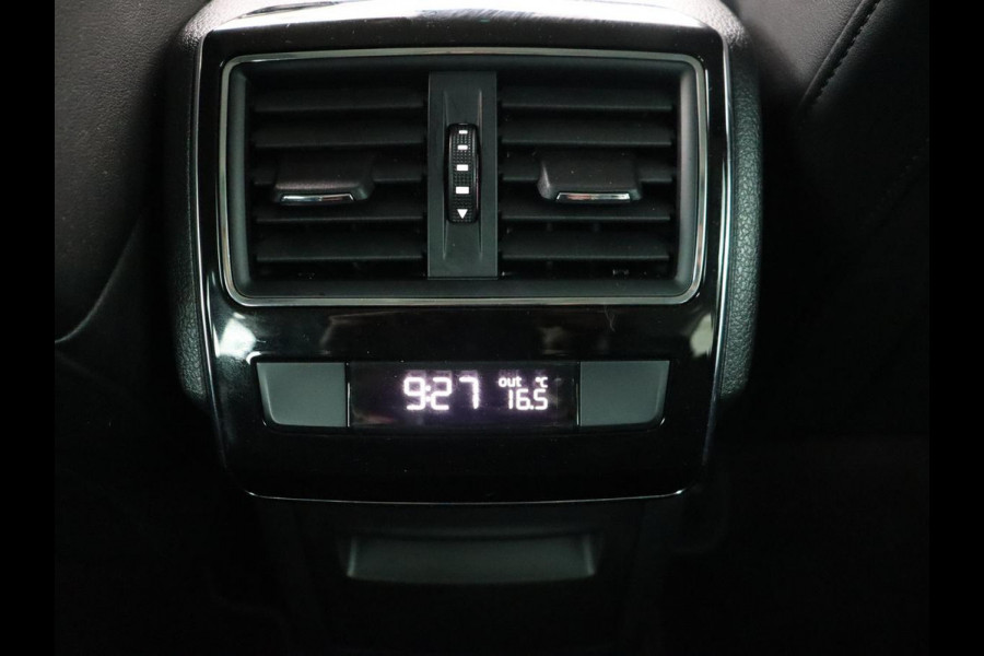 Škoda Superb 1.4 TSI iV Business Edition | Leder/Alcantara | Stoelverwarming | Canton Sound | Memory | Virtual Cockpit | Carplay | Camera | Navigatie | Cruise control | PHEV | Plug In