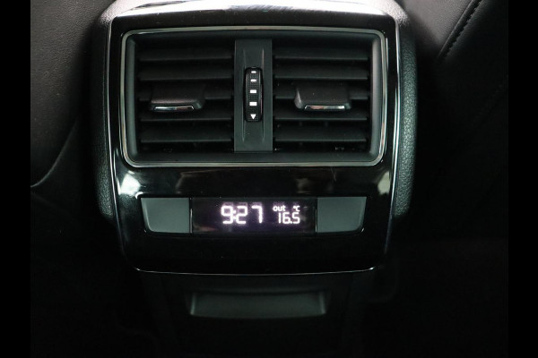 Škoda Superb 1.4 TSI iV Business Edition | Leder/Alcantara | Stoelverwarming | Canton Sound | Memory | Virtual Cockpit | Carplay | Camera | Navigatie | Cruise control | PHEV | Plug In