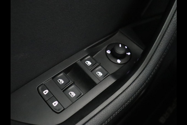 Škoda Superb 1.4 TSI iV Business Edition | Leder/Alcantara | Stoelverwarming | Canton Sound | Memory | Virtual Cockpit | Carplay | Camera | Navigatie | Cruise control | PHEV | Plug In