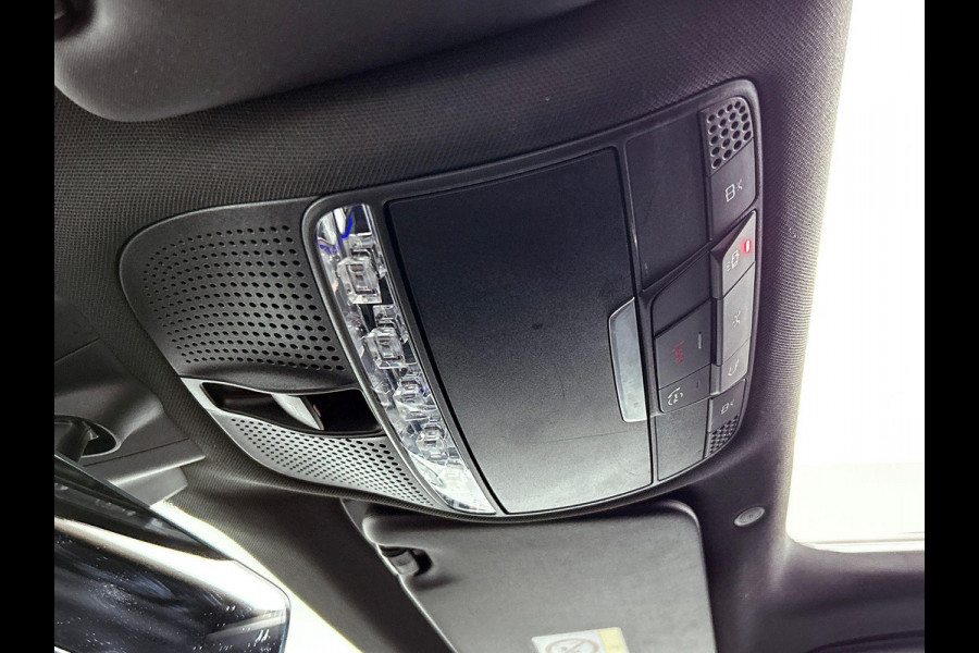 Mercedes-Benz EQC 400 4MATIC AMG Premium 80 kWh BLACK-LINE | TREKHAAK | SCHUIFDAK | EL. ACHTERKLEP