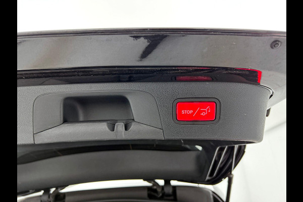 Mercedes-Benz EQC 400 4MATIC AMG Premium 80 kWh BLACK-LINE | TREKHAAK | SCHUIFDAK | EL. ACHTERKLEP