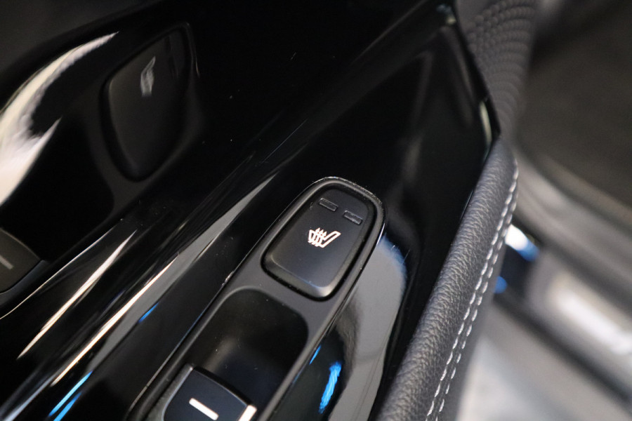 Kia e-Niro 64 kWh Leder Navigatie Adaptive-Cruise 24 maanden garantie mogelijk (*vraag naar de voorwaarden)